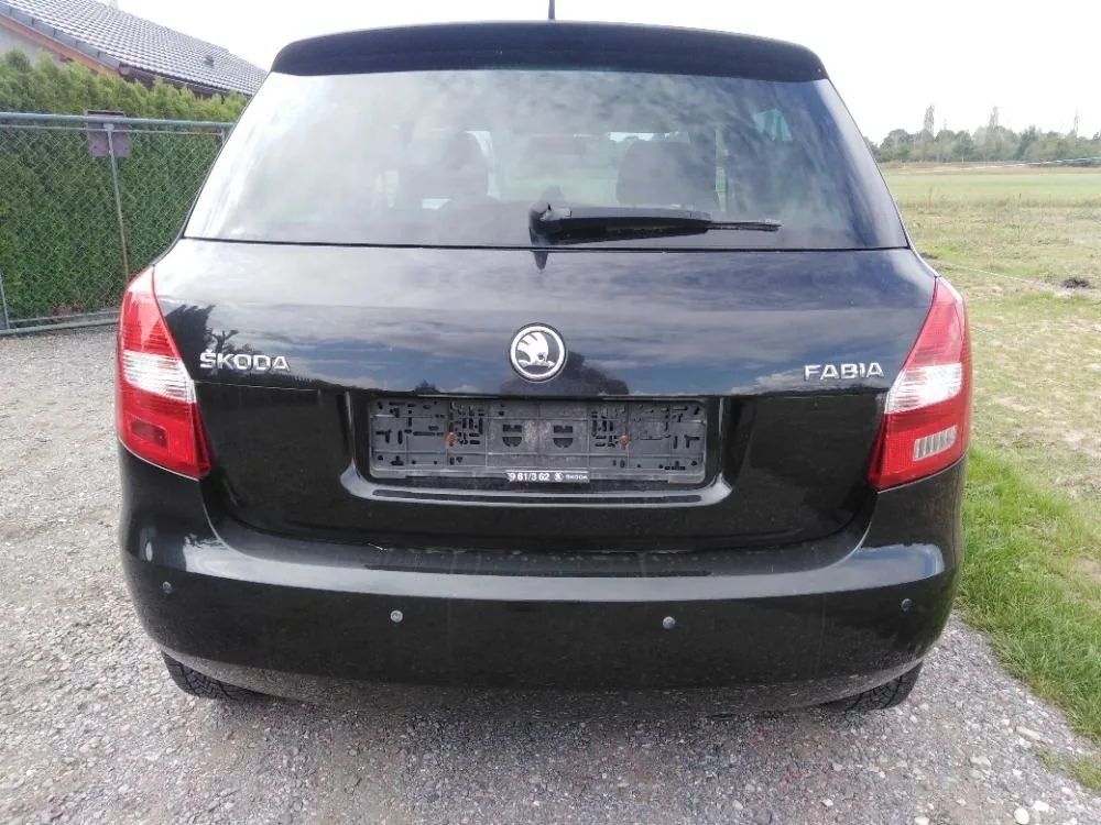 Skoda Fabia 2014 photo 5