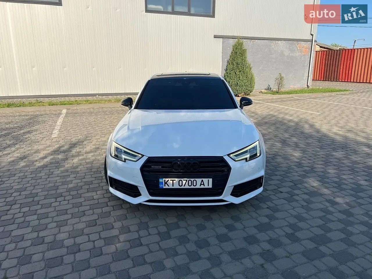 Audi A4 2015 photo 4