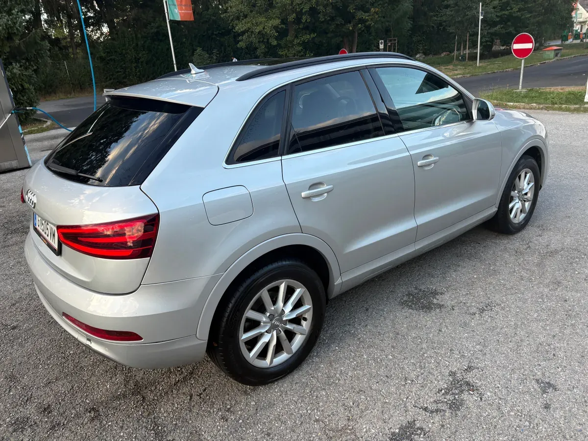 Audi Q3 2014 photo 2