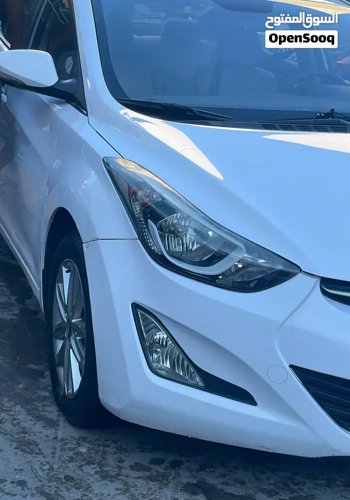 Hyundai Elantra 2012 photo 4