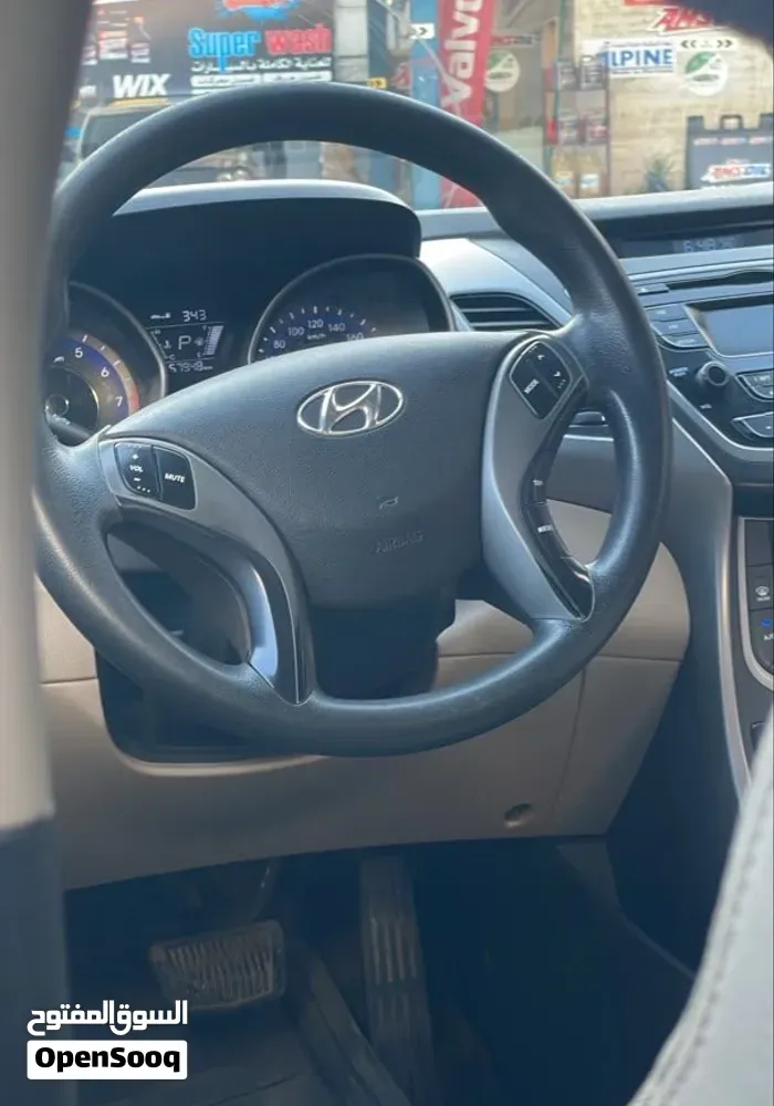 Hyundai Elantra 2012 photo 2