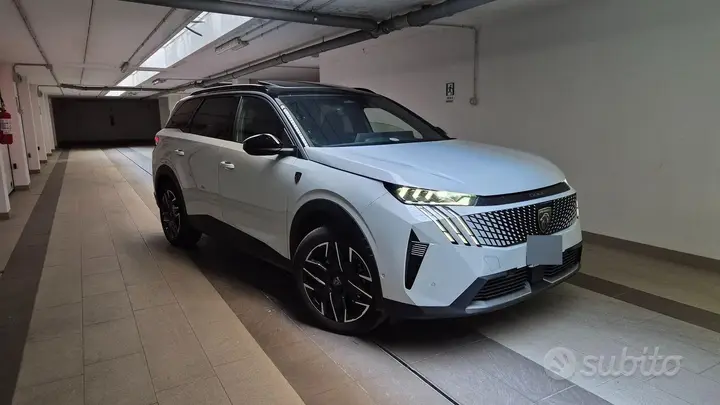 Peugeot 5008 2024 photo 2