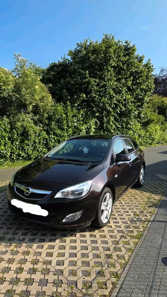 Opel Astra J