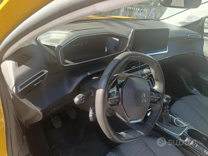 Peugeot 208 2023 photo 4