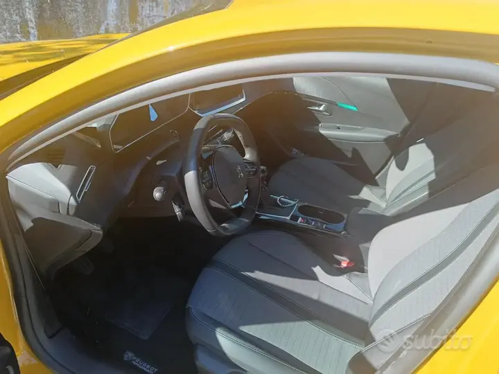 Peugeot 208 2023 photo 5