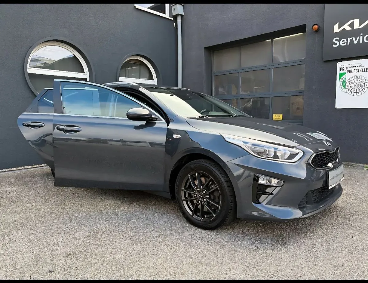 Kia Ceed 2021 photo 2