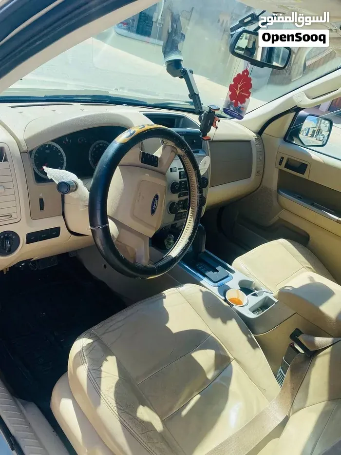 Ford Escape 2011 photo 3