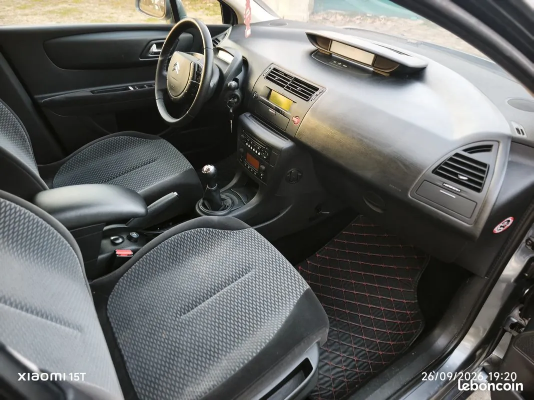 Citroen C4 2008 photo 4