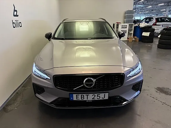 Volvo V60 2026 photo 2