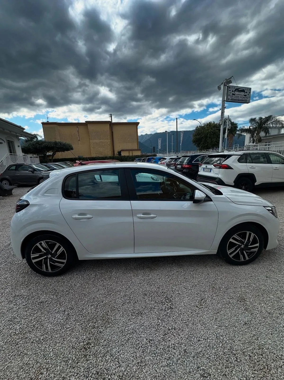 Peugeot 208 2020 photo 4