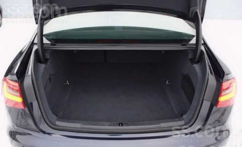 Audi A6 2012 photo 2