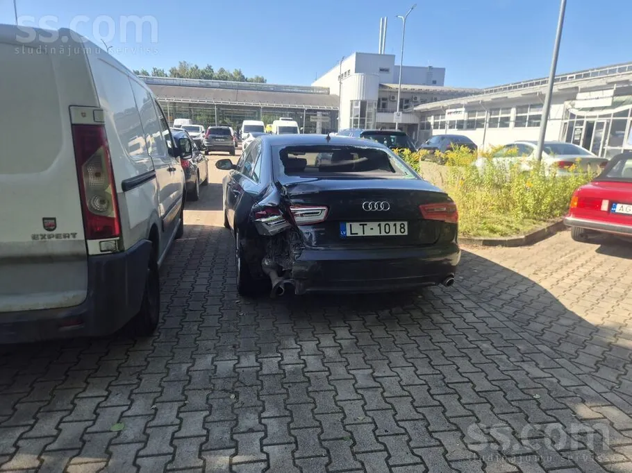 Audi A6 2012 photo 5