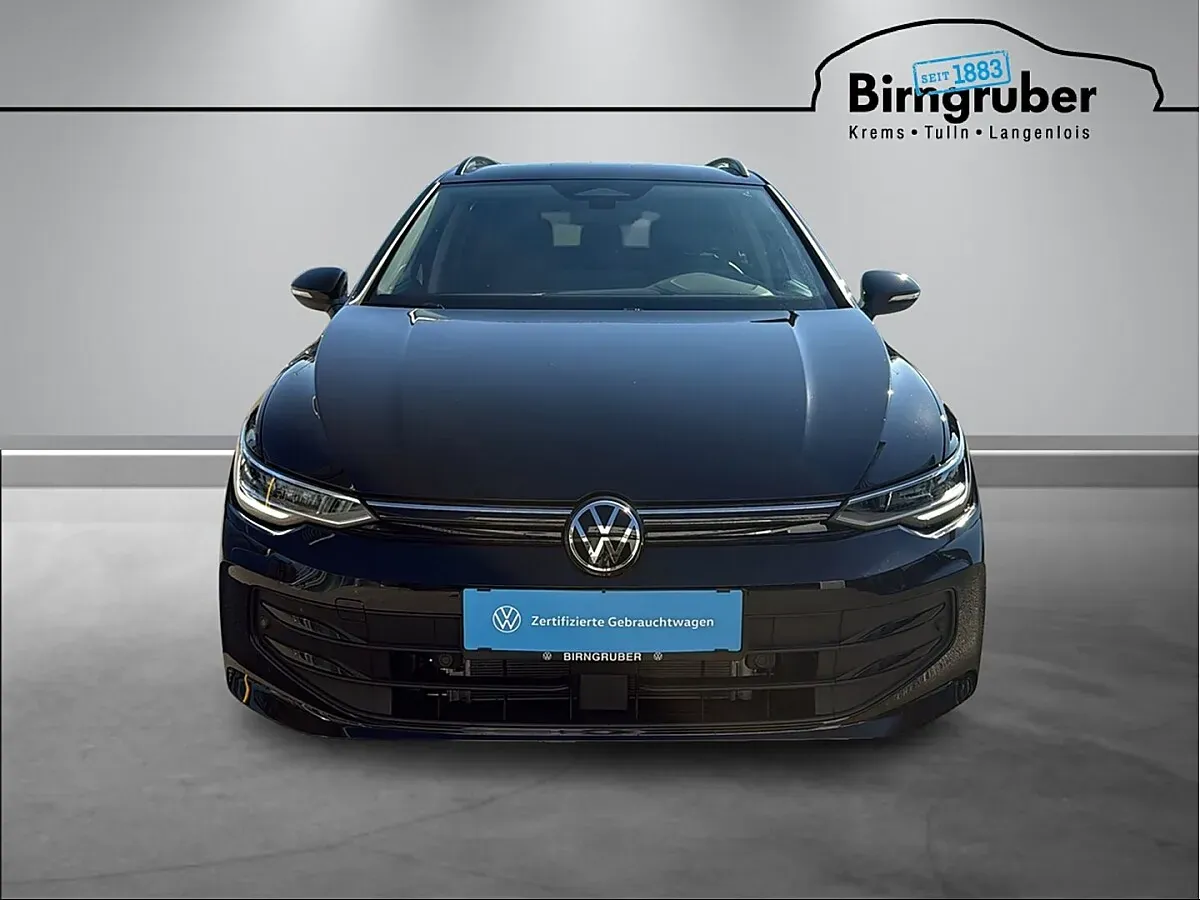 Volkswagen Golf 2026 photo 2