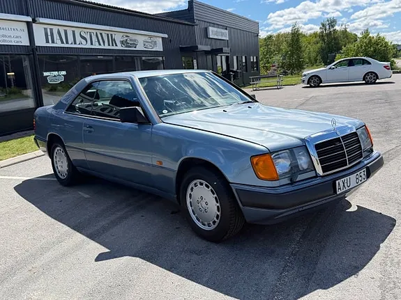 Mercedes-Benz 230 Ce 1989 photo 3