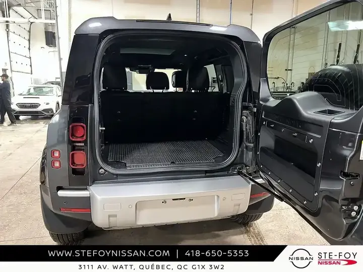Land Rover Defender 2024 photo 5