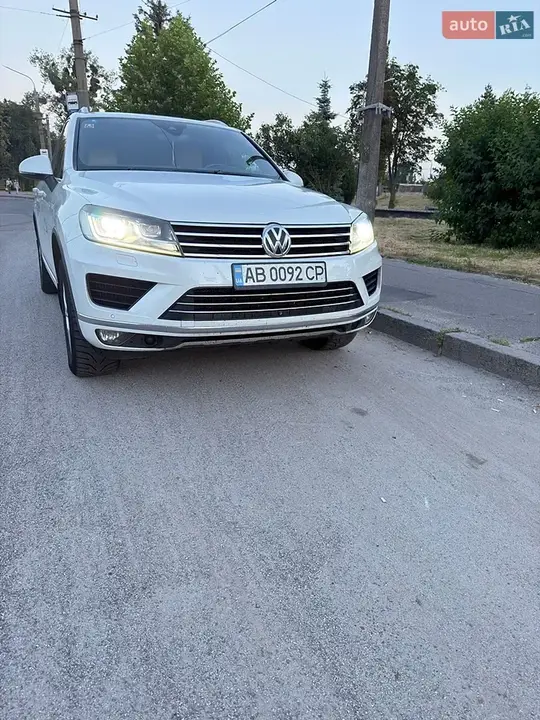 Volkswagen Touareg