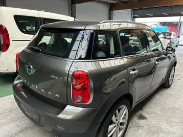 Mini One 2014 photo 2