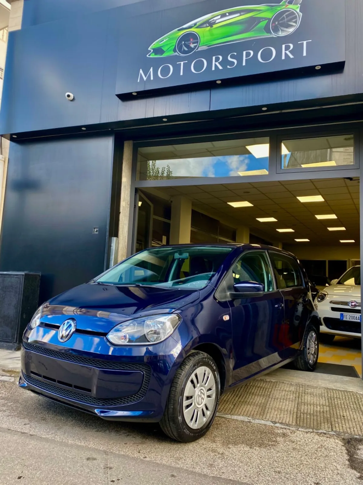 Volkswagen Up