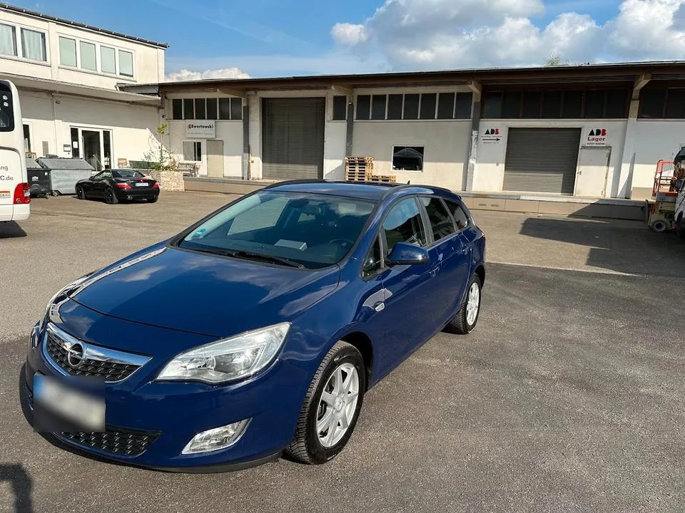 Opel Astra Sports Tourer