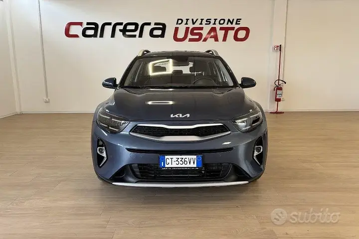 Kia Stonic 2024 photo 2