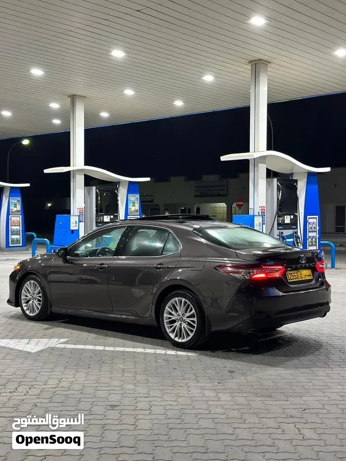 Toyota Camry 2018 photo 2