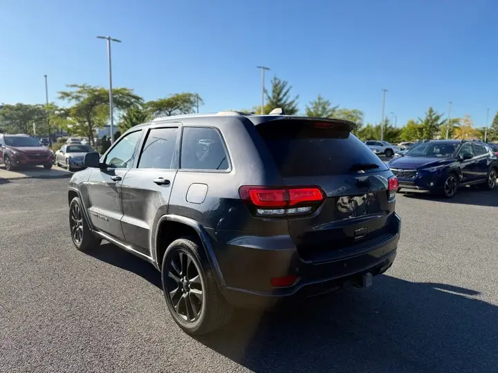 Jeep Grand Cherokee 2021 photo 3
