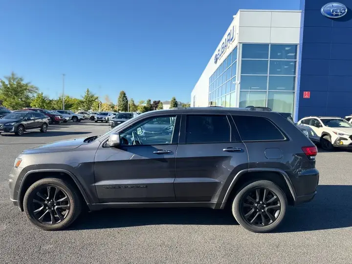 Jeep Grand Cherokee 2021 photo 2