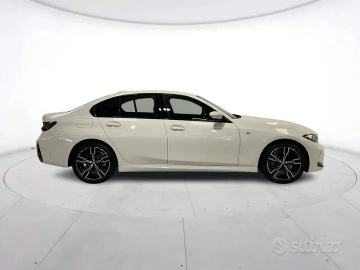 BMW 3 Series 2025 photo 4