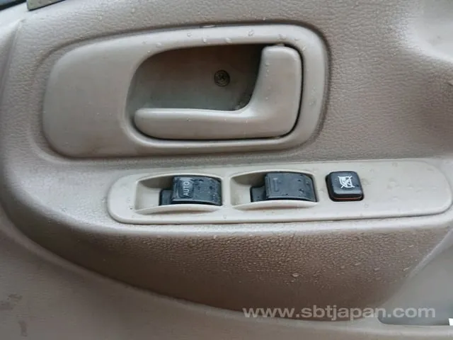 Hino Dutro 2009 photo 4