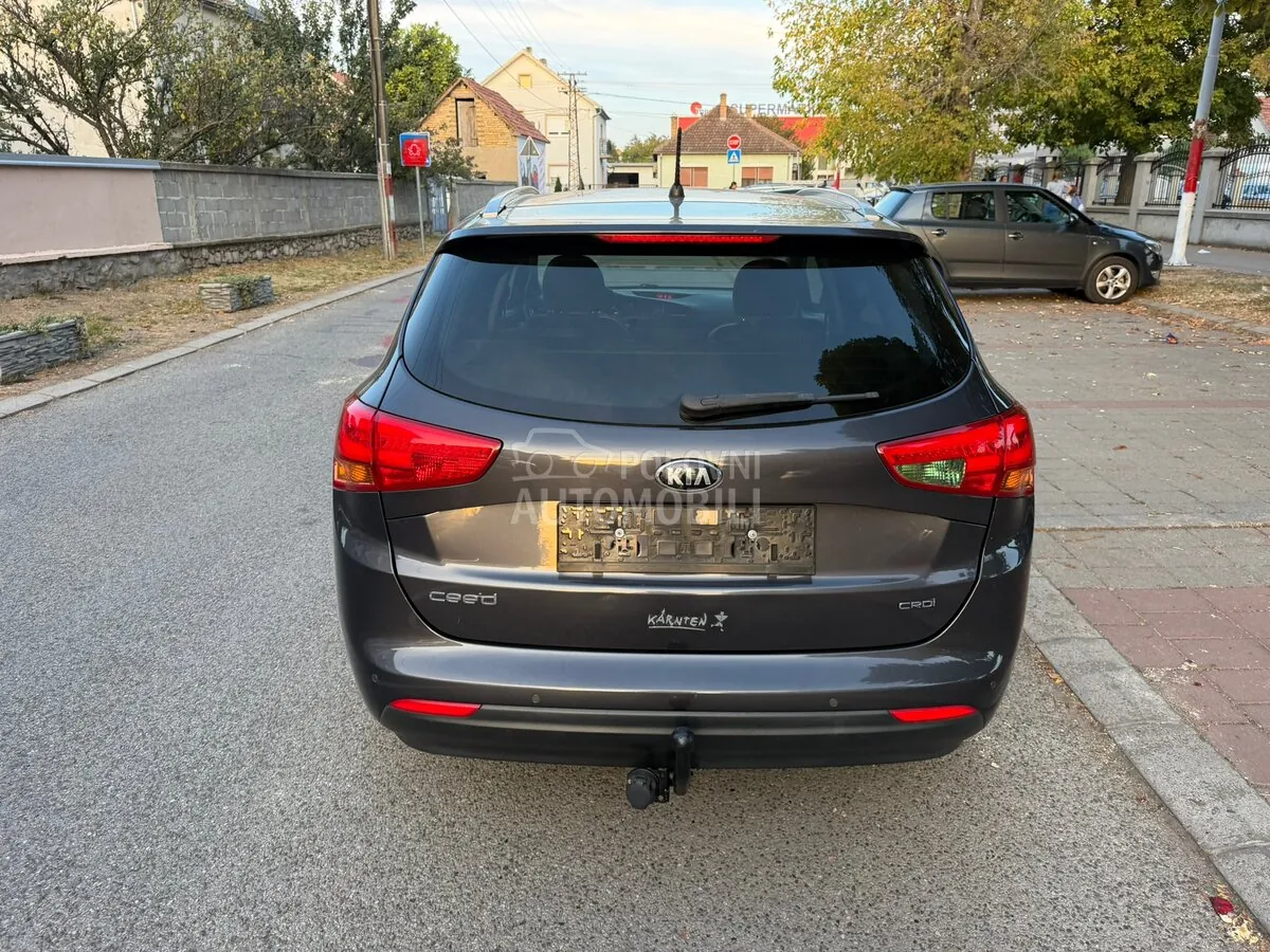 Kia Ceed Sw 2012 photo 4