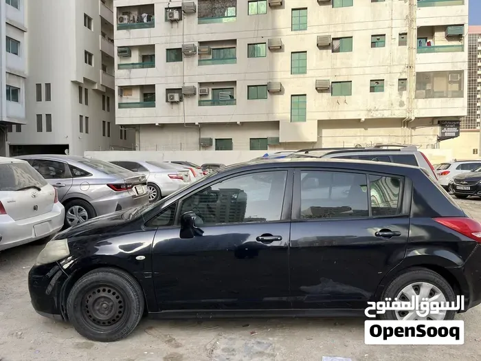 Nissan Tiida 2009 photo 4