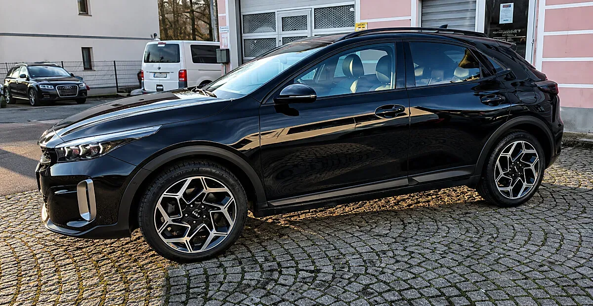 Kia Xceed 2023 photo 3