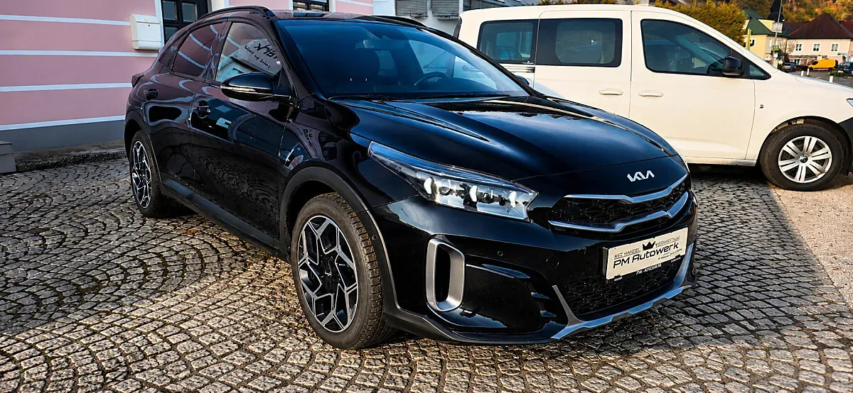 Kia Xceed 2023 photo 2