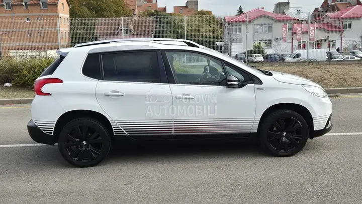 Peugeot 2008 2016 photo 4