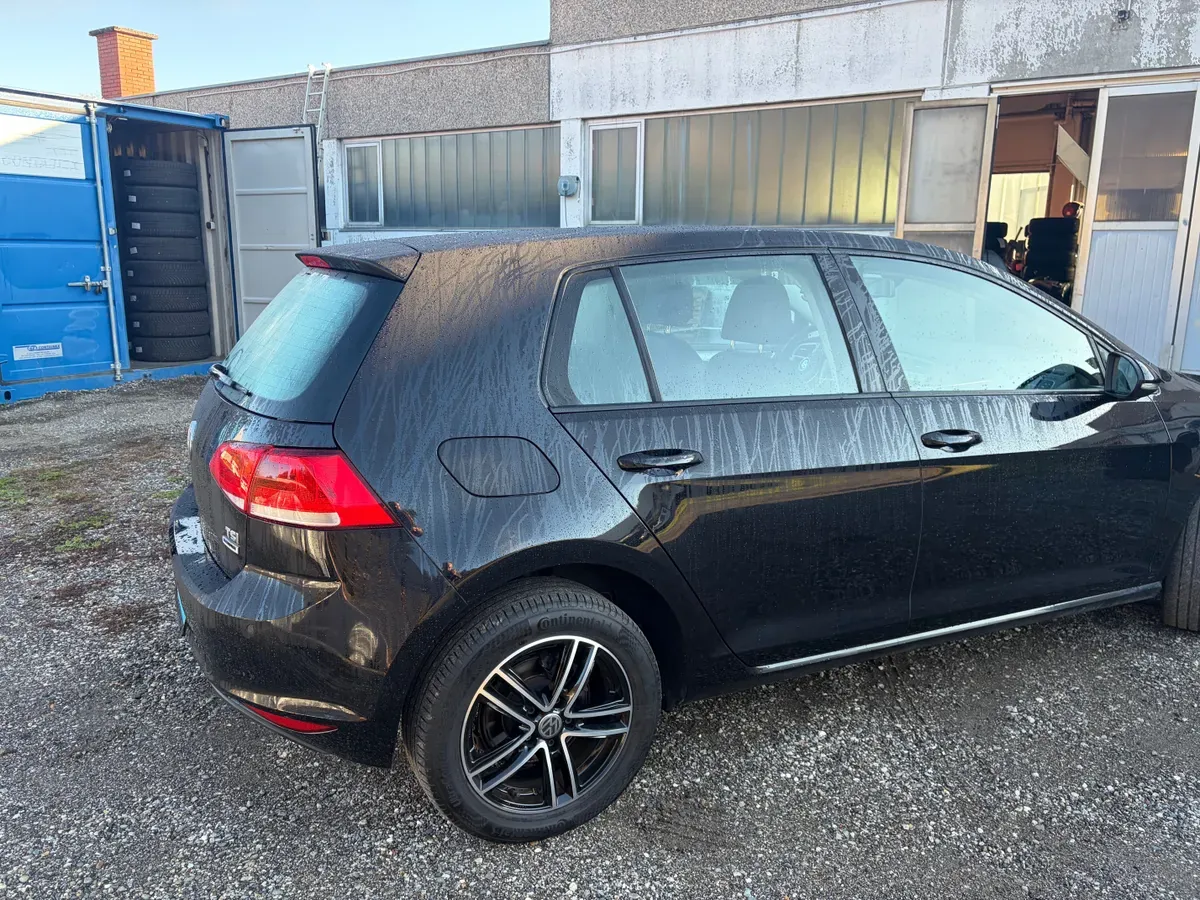 Volkswagen Golf 2016 photo 2