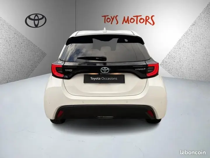 Toyota Yaris 2022 photo 4
