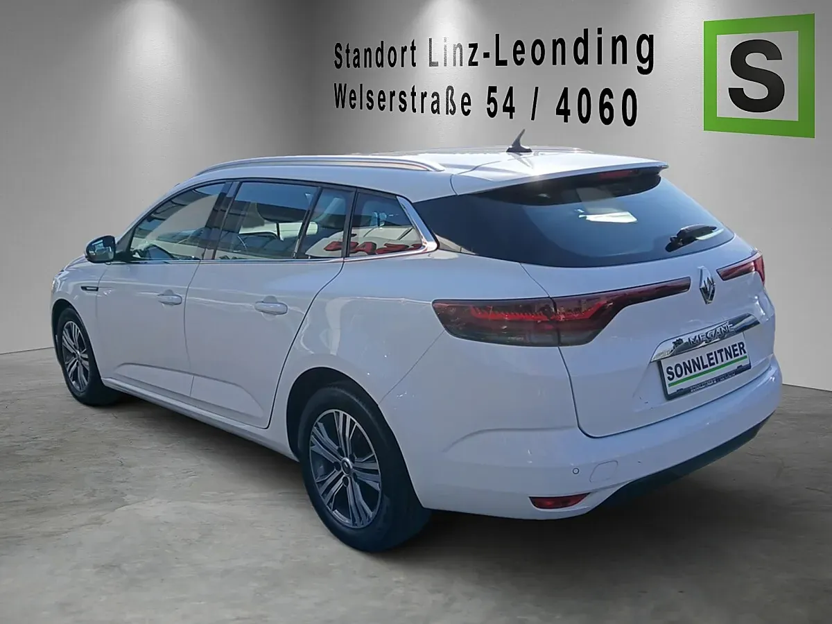 Renault Mégane 2023 photo 2