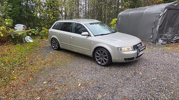 Audi A4 2005 photo 2