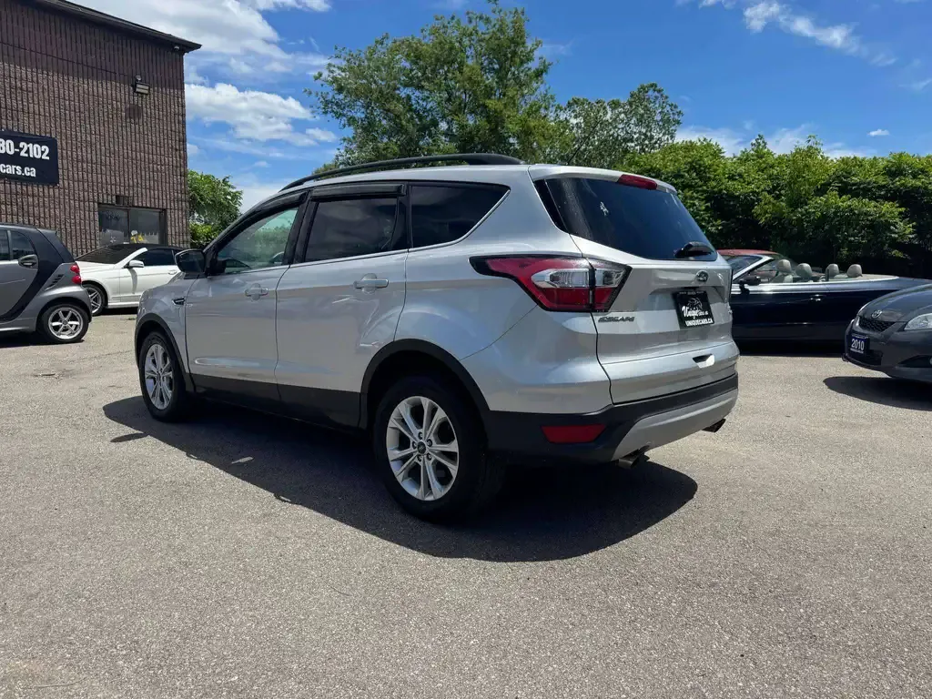 Ford Escape 2017 photo 3