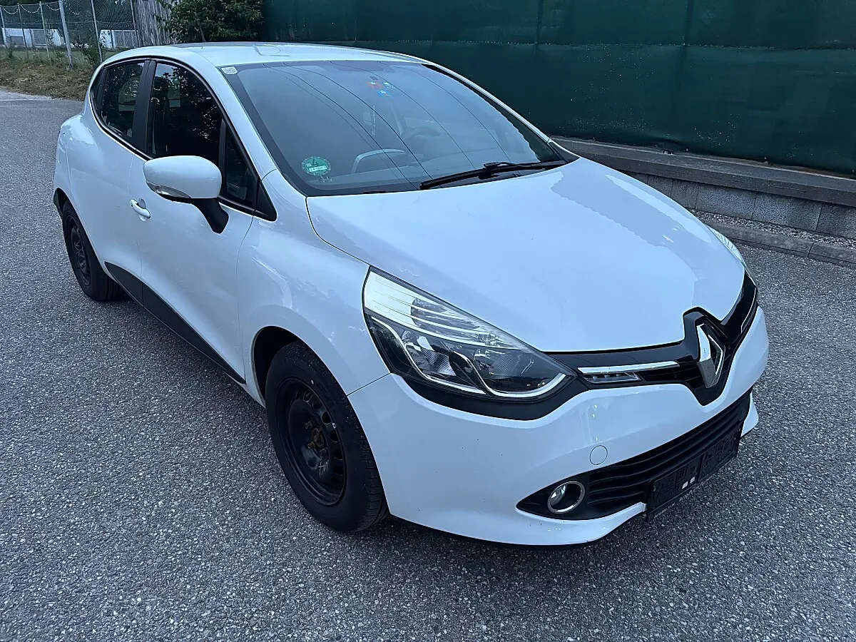 Renault Clio 2015 photo 2