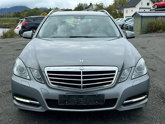 Mercedes-Benz E250 2011 photo 4