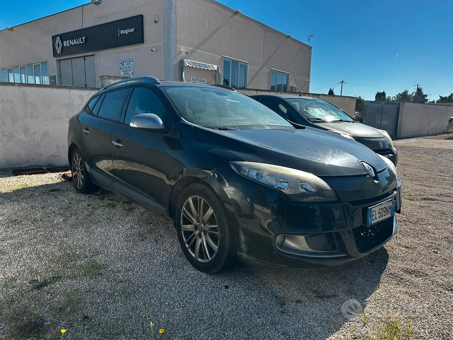 Renault Megane 2011 photo 2