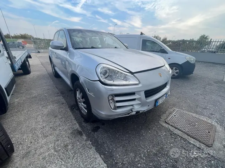 Porsche Cayenne 2007 photo 2