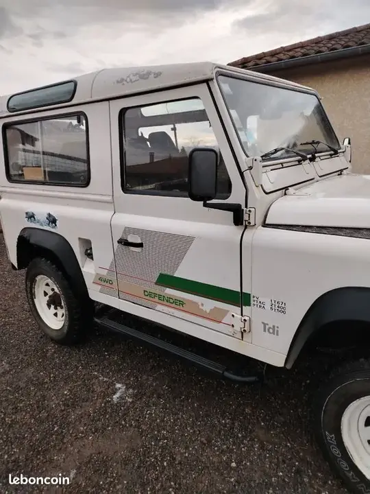 Land Rover Defender 1991 photo 2