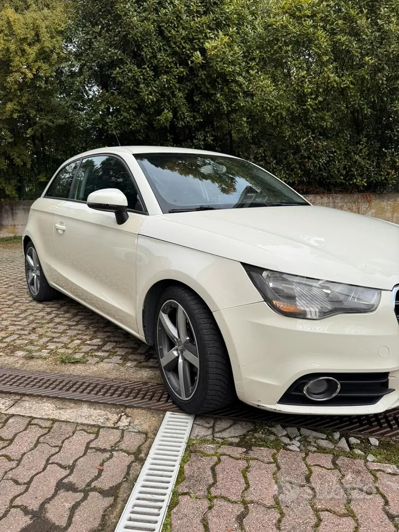 Audi A1 2012 photo 5