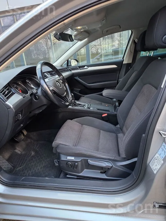 Volkswagen Passat 2017 photo 5