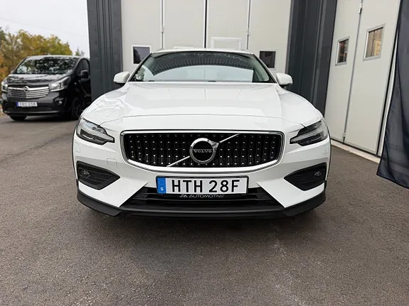 Volvo V60 Cross Country 2022 photo 4