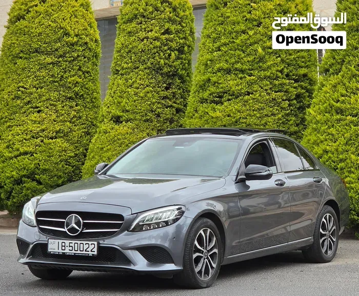 Mercedes-Benz C-Class 2019 photo 4