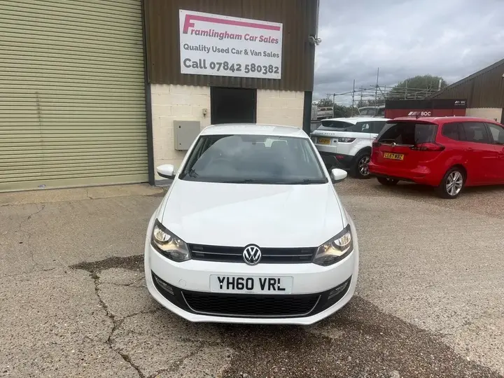 Volkswagen Polo 2010 photo 2
