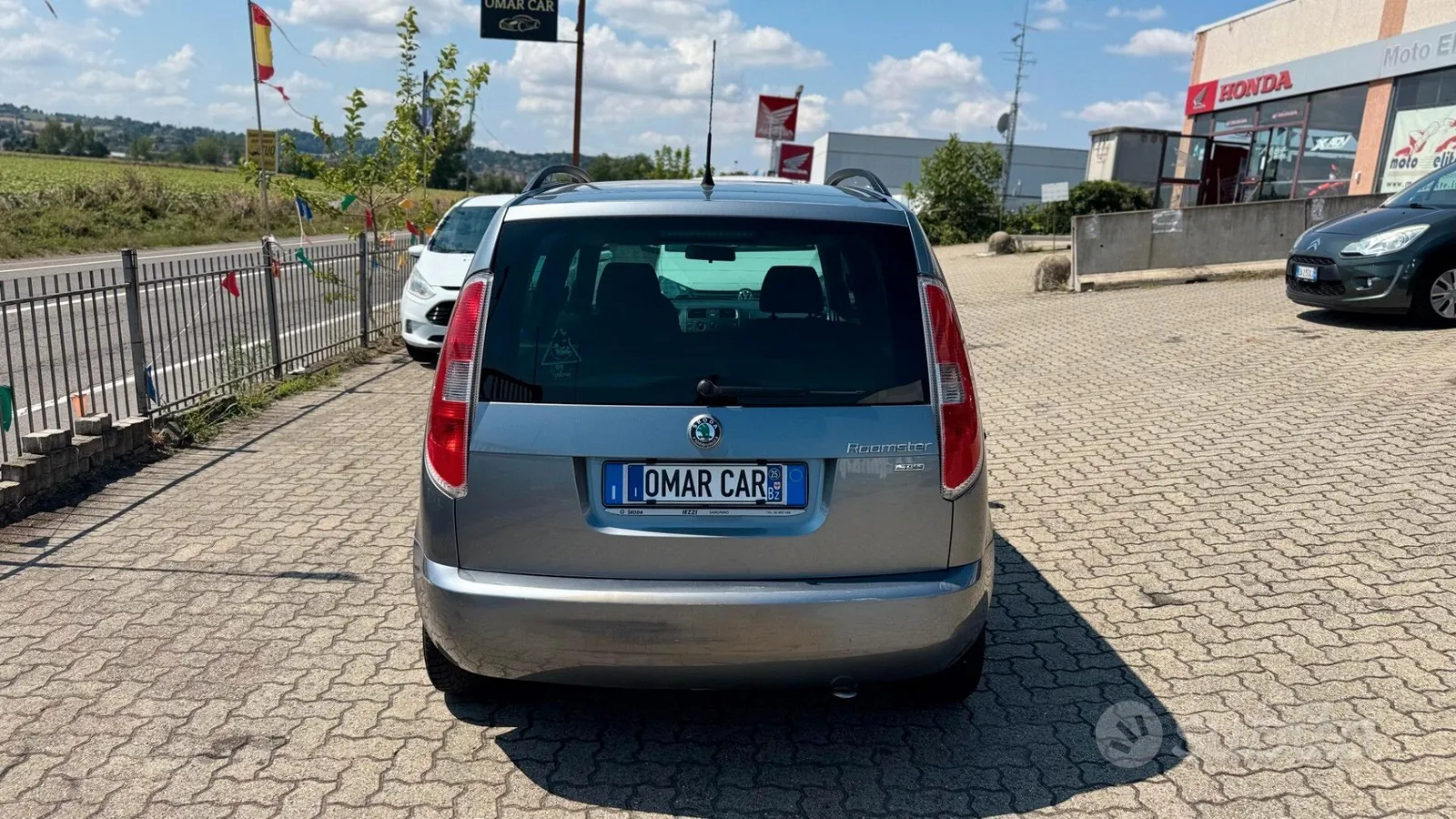 Skoda Roomster 2011 photo 3